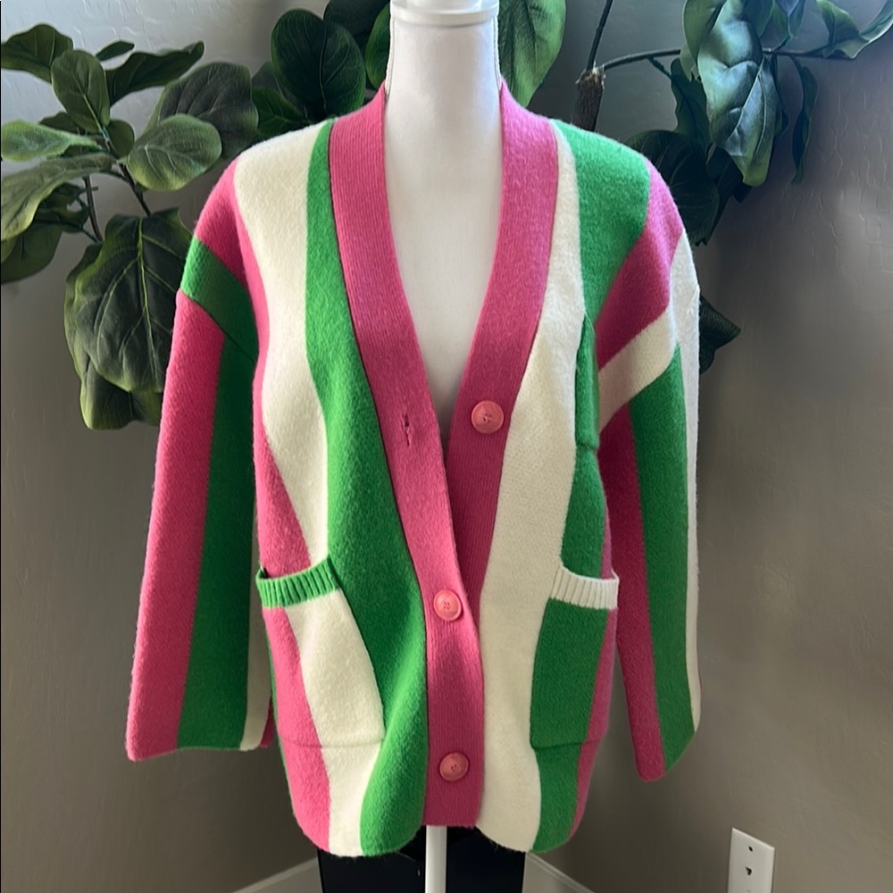 😊 Pink and Green Color-Block Cardigan Sweater